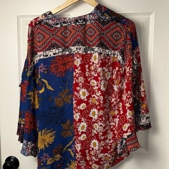 Umgee Multi Color Floral Boho V-Neck Button Up Flutter Sleeve Blouse Size Small - Picture 7 of 8
